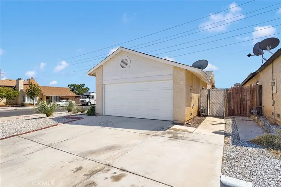 13745 Gemini, Victorville, CA 92392 - Image #2