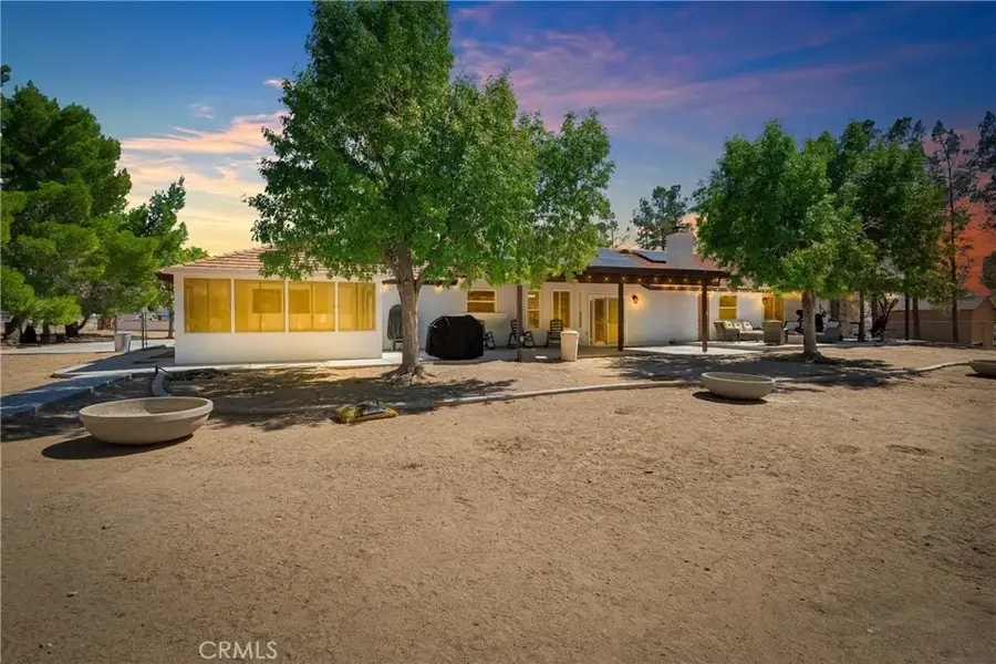15908 Acoma Road, Apple Valley, CA 92307 - Image #2