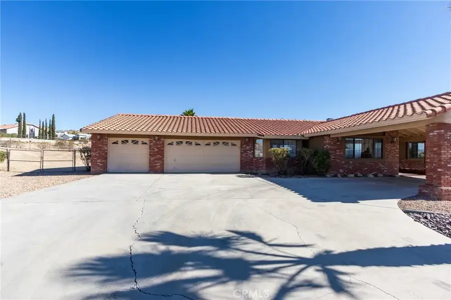 16385 Kamana Court, Apple Valley, CA 92307 - Image #3