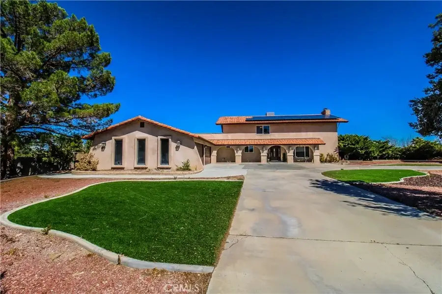 19098 Tecumseh, Apple Valley, CA 92307 - Image #3