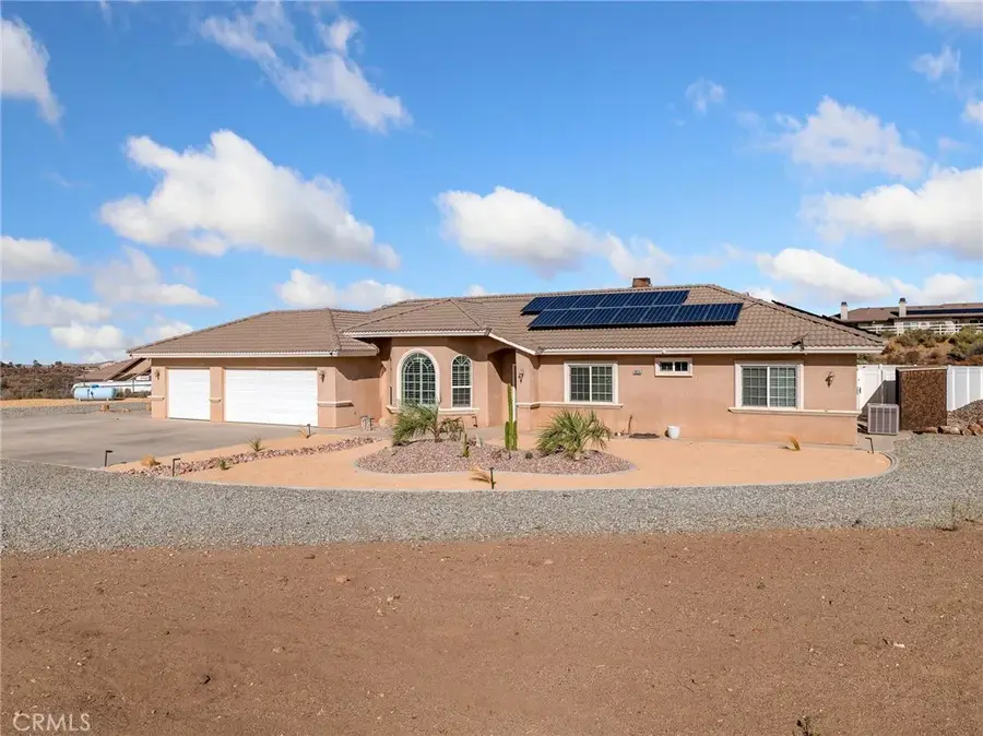 7925 Anaconda, Oak Hills, CA 92344 - Image #3