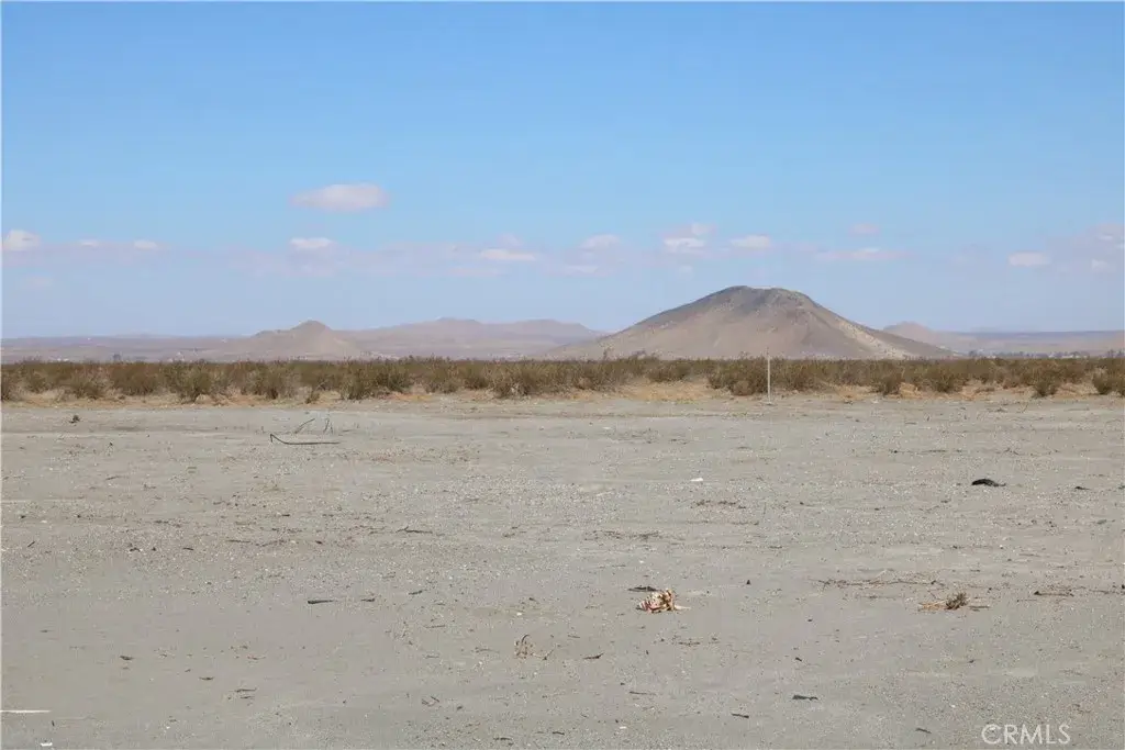 0 Oasis, Phelan, CA 92371 - Image #1