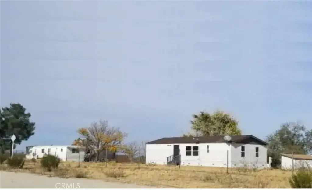 4734 Luna A & B, Phelan, CA 92371 - Image #1