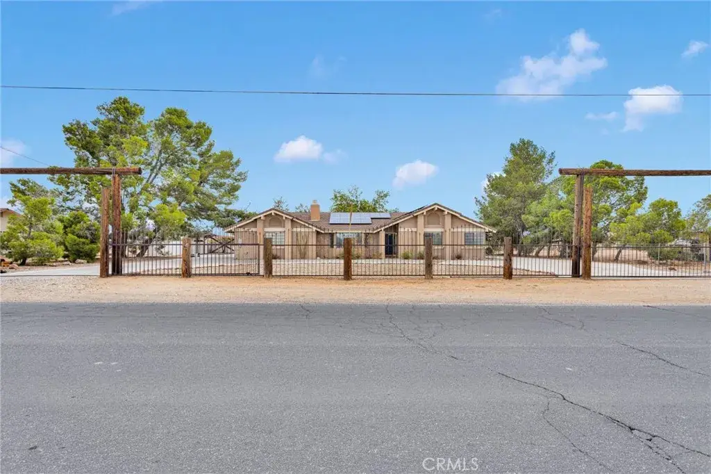 21230 Standing Rock, Apple Valley, CA 92307 - Image #1