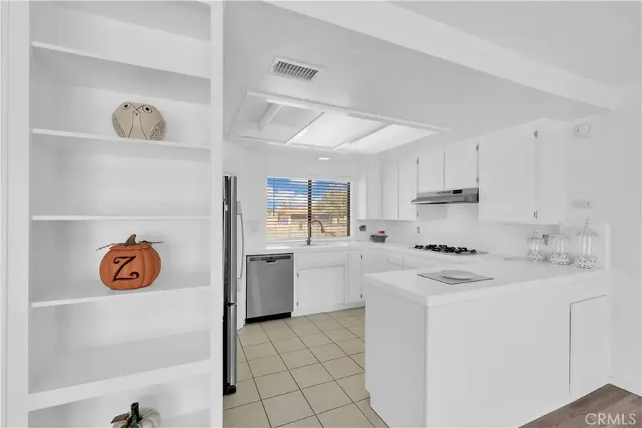 14055 Mohawk Road, Apple Valley, CA 92307 - Image #3