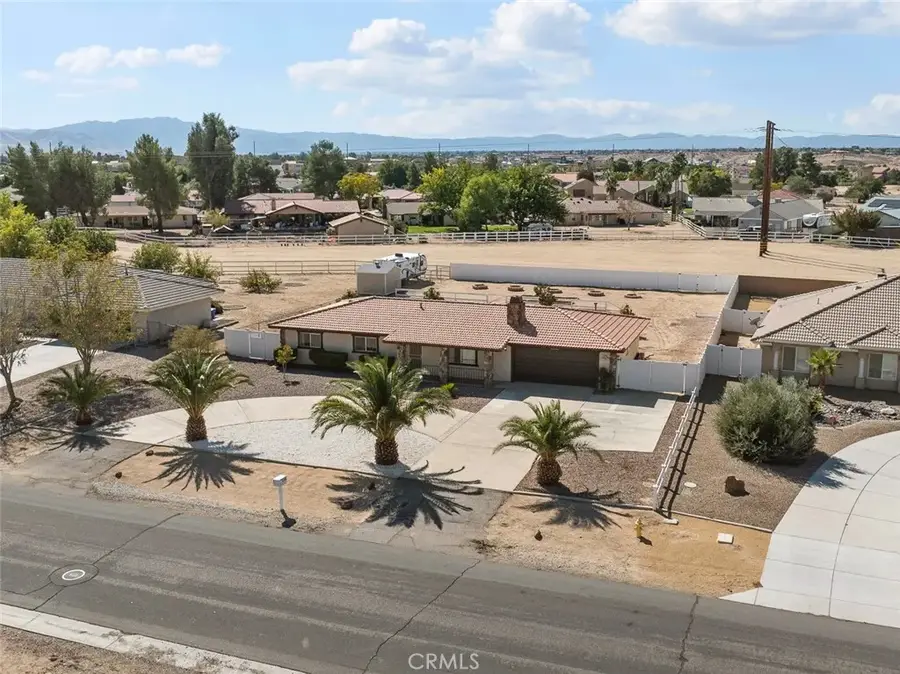 12360 Reata Road, Apple Valley, CA 92308 - Image #2