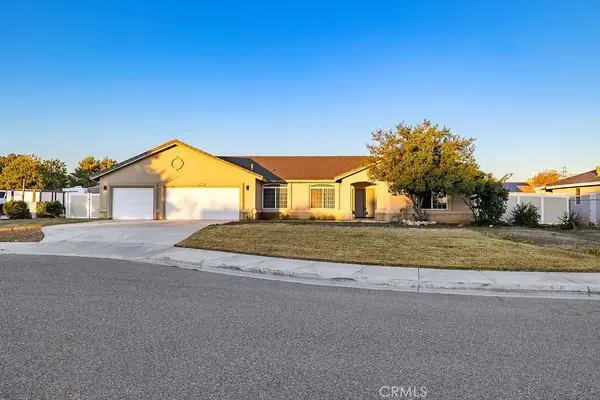 6834 Phoenix Court, Hesperia, CA 92345