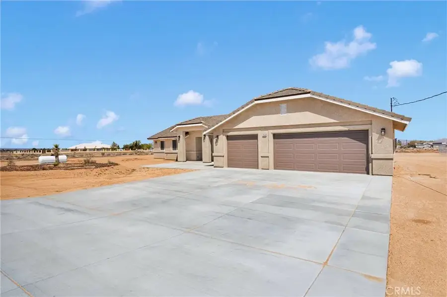 10647 Central Road, Apple Valley, CA 92308 - Image #2