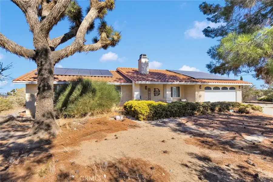 10834 Mono, Victorville, CA 92392 - Image #2