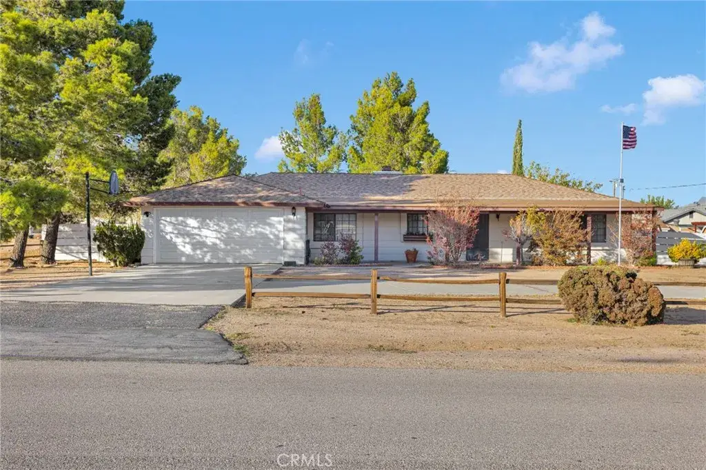 18442 Hinton, Hesperia, CA 92345 - Image #1