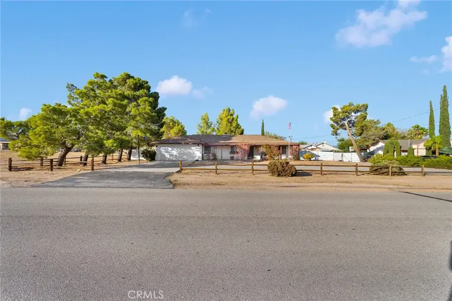18442 Hinton, Hesperia, CA 92345 - Image #2