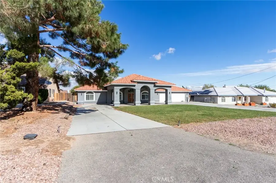 18724 Danbury, Hesperia, CA 92345 - Image #2