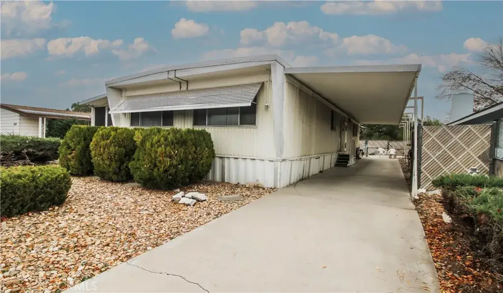 13829 Riviera, Victorville, CA 92395 - Image #1