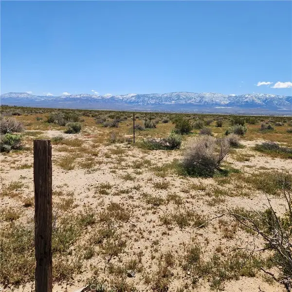 45215138 Near Fairlane, Lucerne Valley, CA 92356