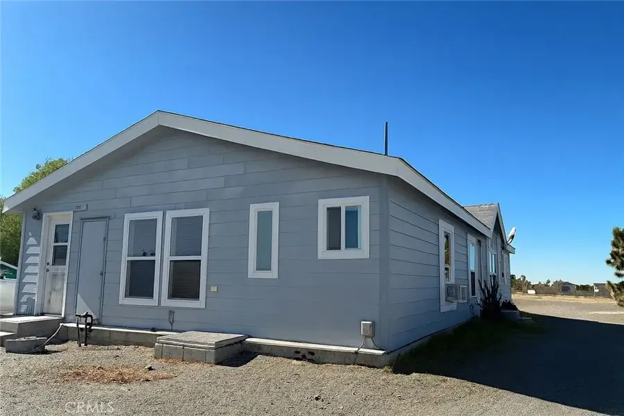 13130 Evergreen, Pinon Hills, CA 92372 - Image #3