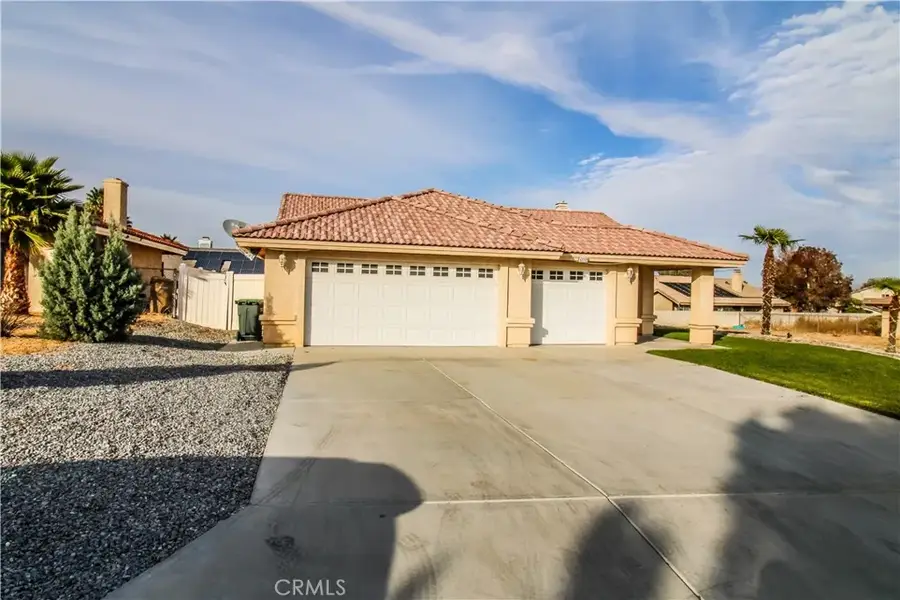 17772 Pebble Beach, Victorville, CA 92395 - Image #3