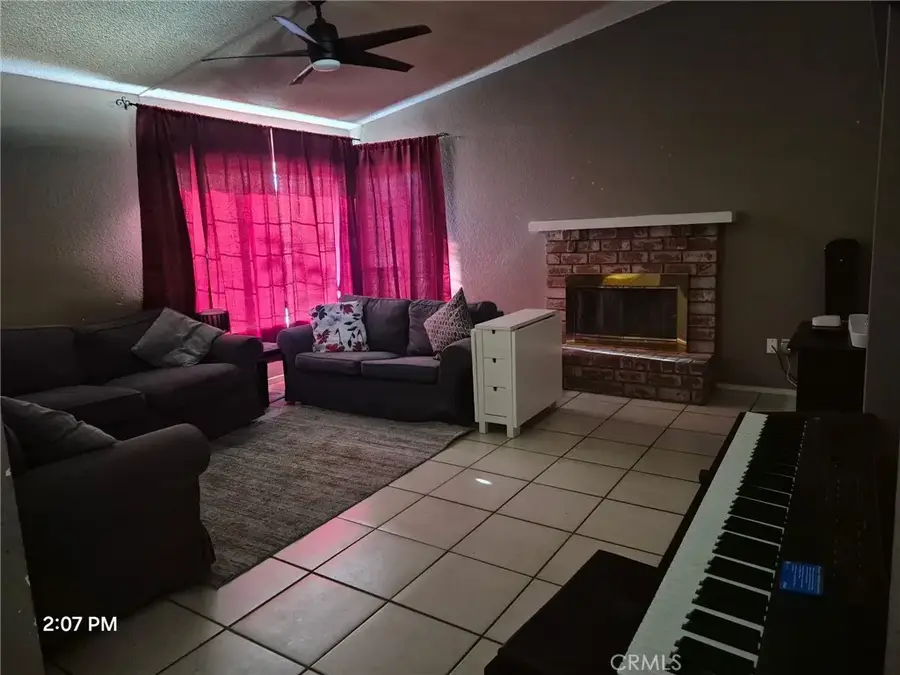 15246 Chaparral, Victorville, CA 92394 - Image #3