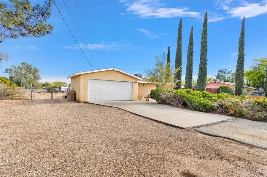 11121 Oakwood, Hesperia, CA 92345 - Image #3