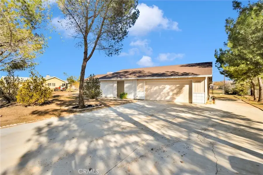 15481 Ramona, Apple Valley, CA 92307 - Image #2