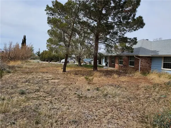 11175 Tyee Road, Apple Valley, CA 92308