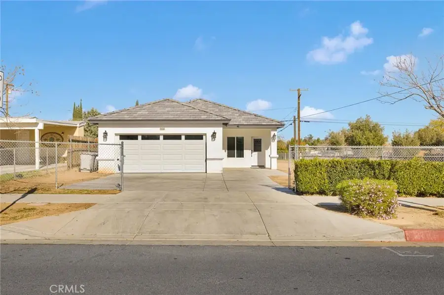 16150 Smoke Tree, Hesperia, CA 92345 - Image #2
