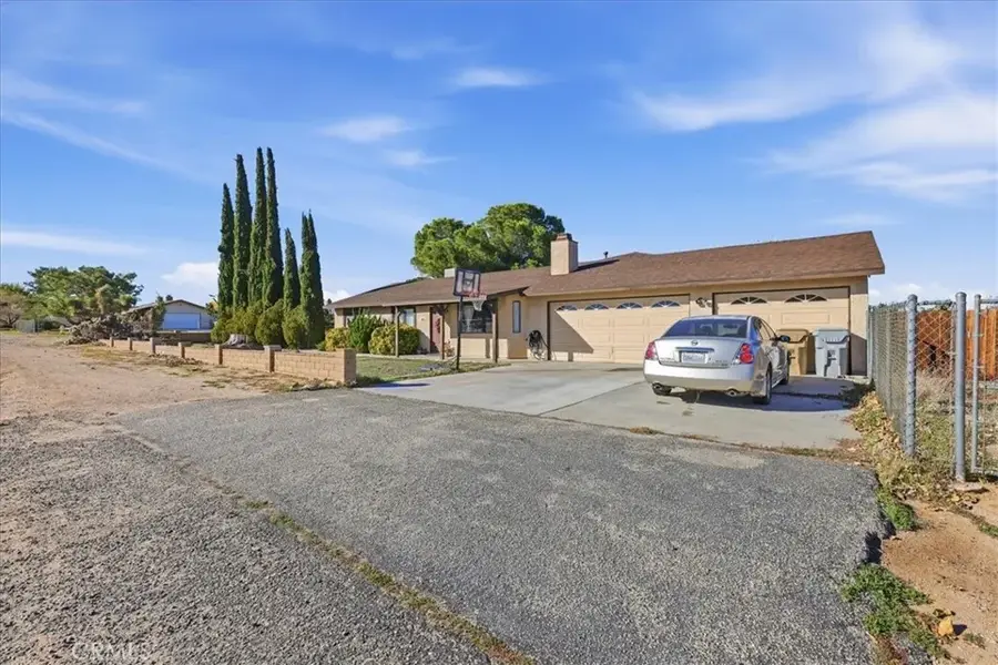 18126 Fairburn, Hesperia, CA 92345 - Image #3