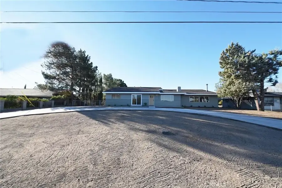 18347 Madrone, Hesperia, CA 92345 - Image #2