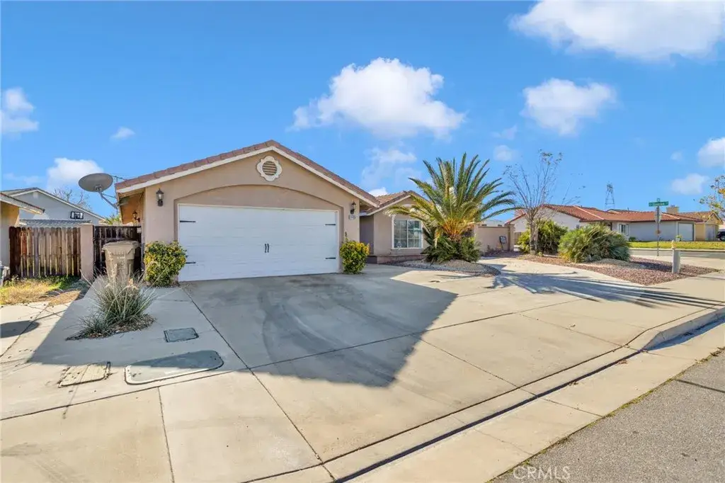 14405 Cedar, Hesperia, CA 92344 - Image #1