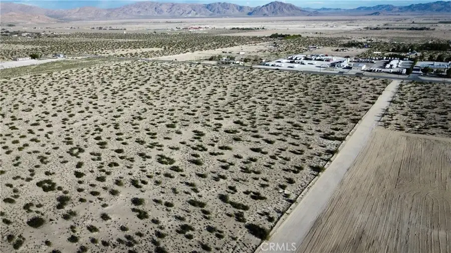 786 Old Woman Springs, Lucerne Valley, CA 92356 - Image #3