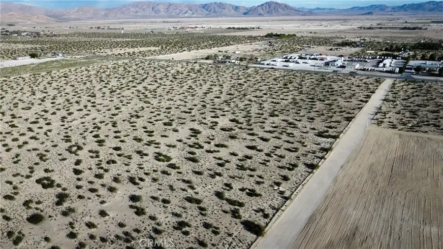 787 Jingal, Lucerne Valley, CA 92356 - Image #2