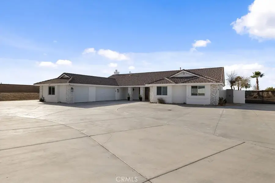 18785 Sahale, Apple Valley, CA 92307 - Image #2