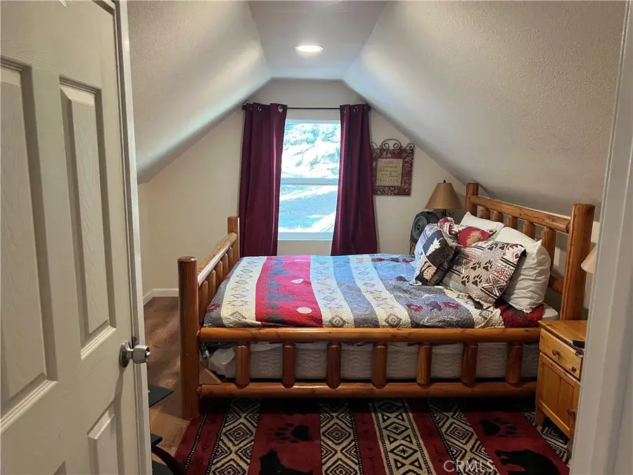 39307 Lark Road, Big Bear Lake, CA 92315 - Image #3