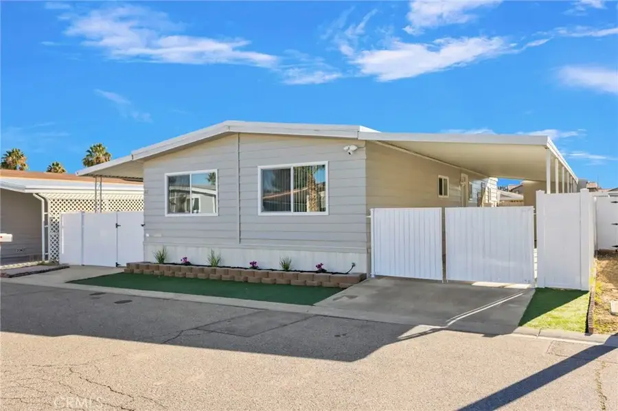 15252 Seneca #221, Victorville, CA 92392 - Image #2