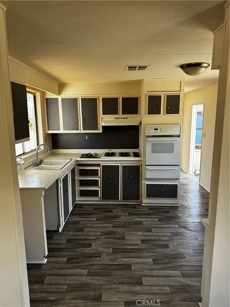 20683 Waalew, Apple Valley, CA 92307 - Image #3