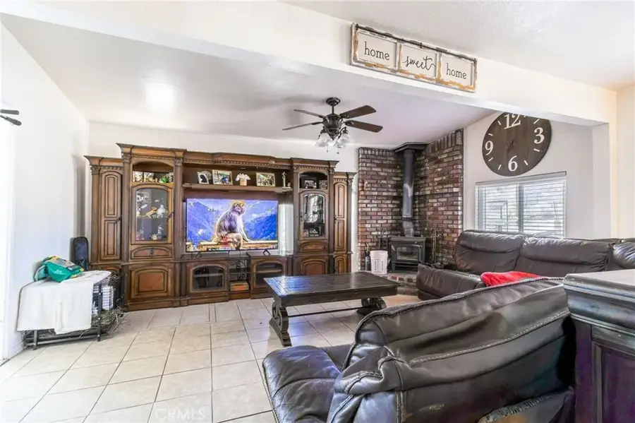 5668 Eaglestone, Phelan, CA 92371 - Image #3