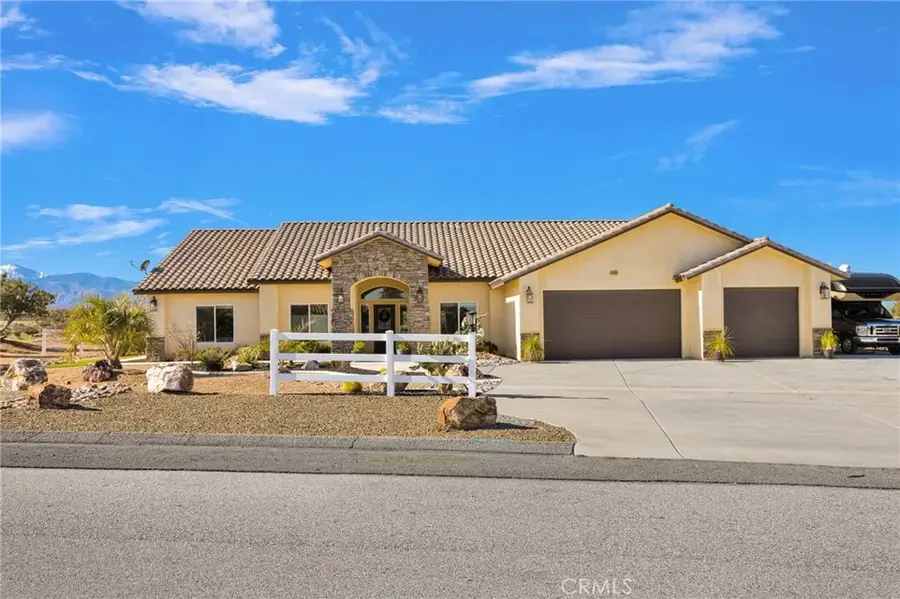 8140 Heartland, Oak Hills, CA 92344 - Image #3