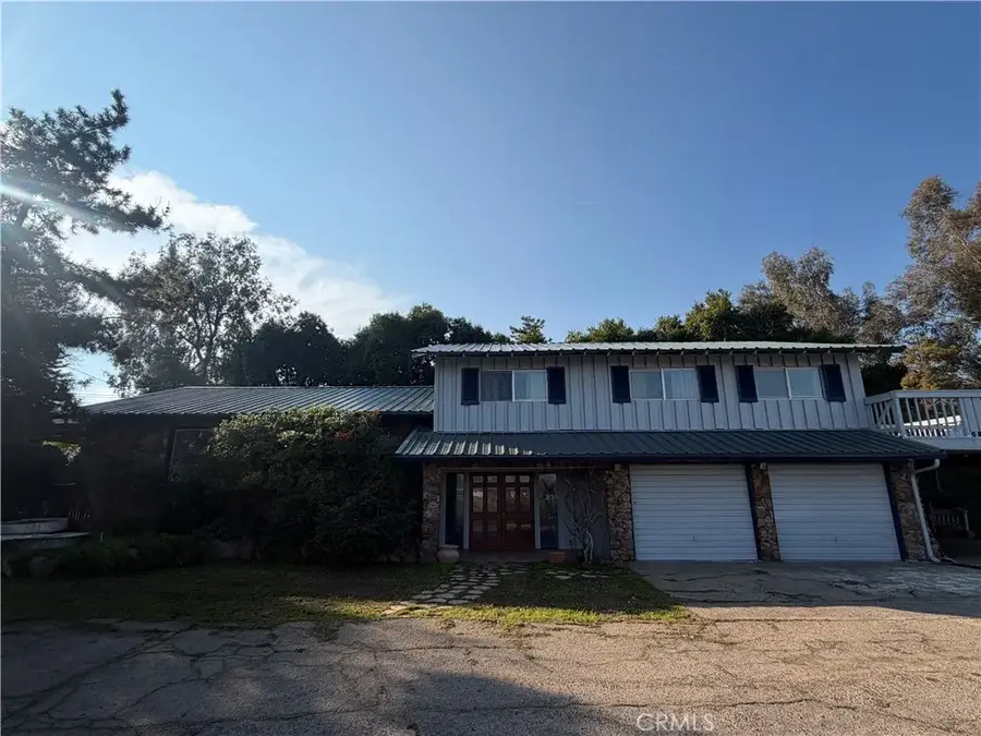 1072 E Worth, Porterville, CA 93257 - #2