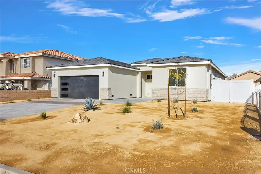 13525 Sea Gull Dr, Victorville, CA 92395 - #3