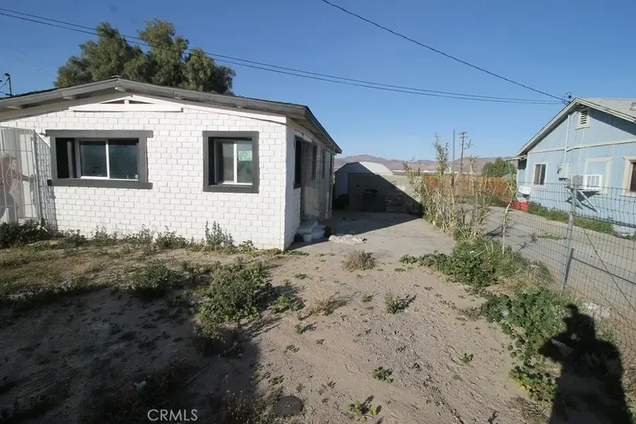 35630 San Bernardino, Daggett, CA 92327 - #2