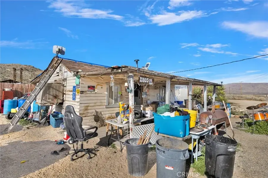11805 Cove, Lucerne Valley, CA 92356 - #2