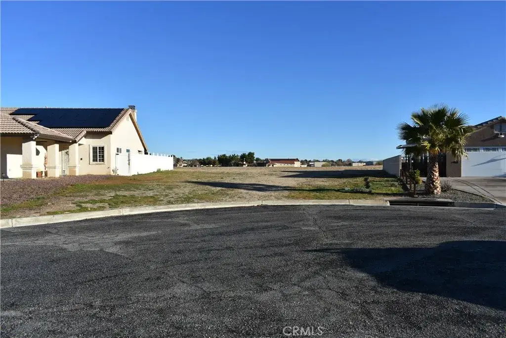 14988 Rivers Edge, Helendale, CA 92342 - #1