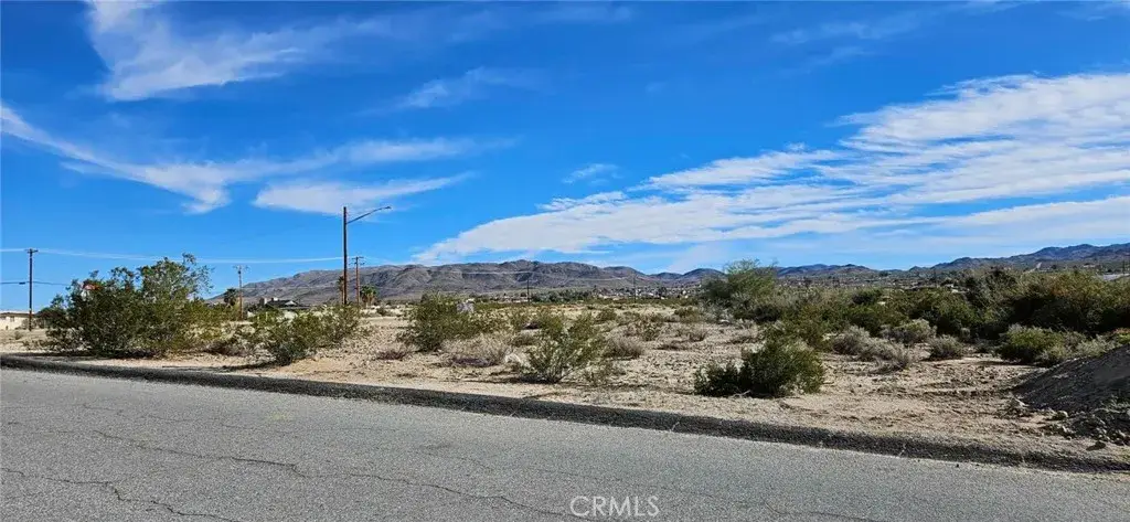 800 Utah Trl., Twentynine Palms, CA 92277 - #1