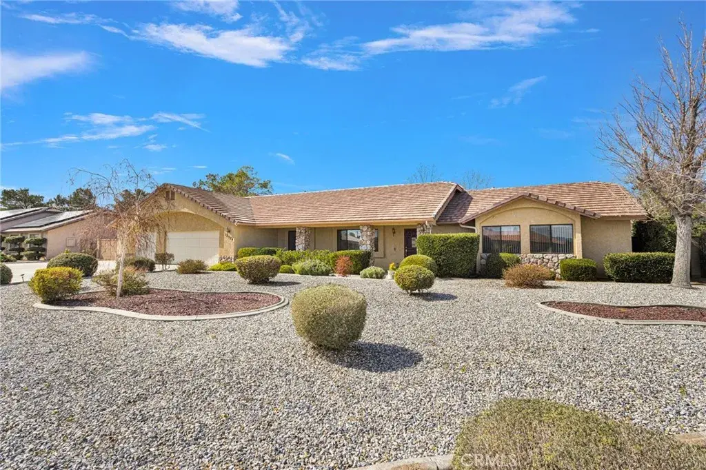 12574 Sarsi Court, Apple Valley, CA 92308 - #1