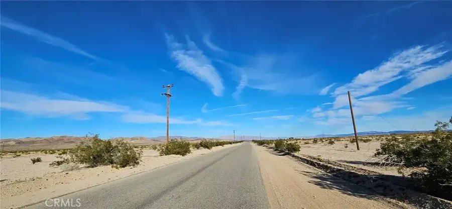 800 Valle Vista Rd., Twentynine Palms Yucca Valley, CA 92277 - #3