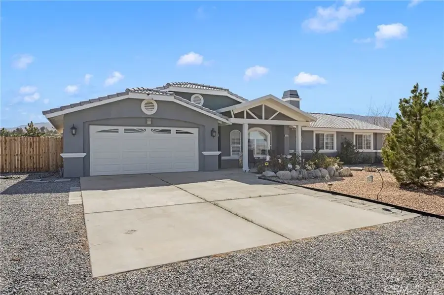 1237 Mono, Pinon Hills, CA 92372 - #3