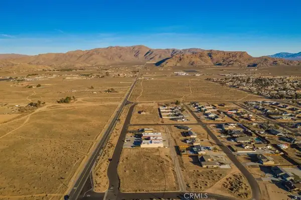 706 Outer Hwy 18 South, Apple Valley, CA 92307