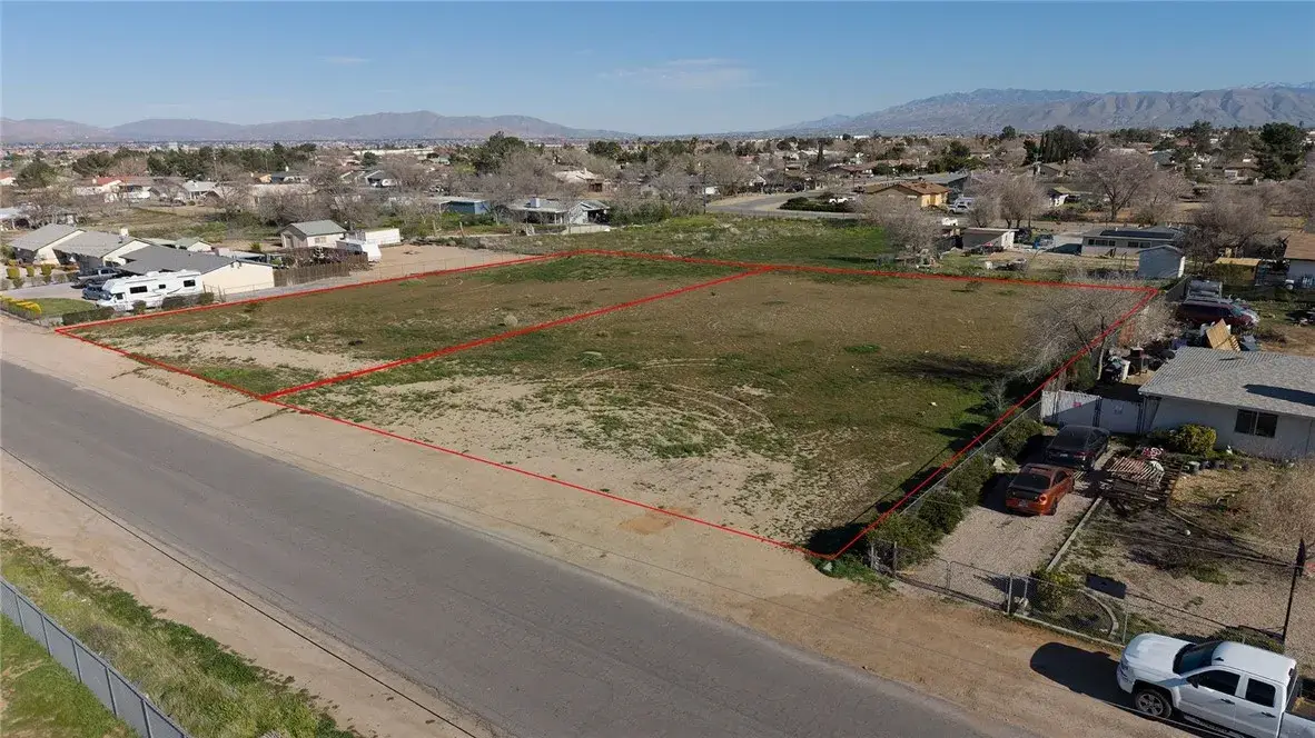 35 Cypress, Victorville, CA 92395 - #1