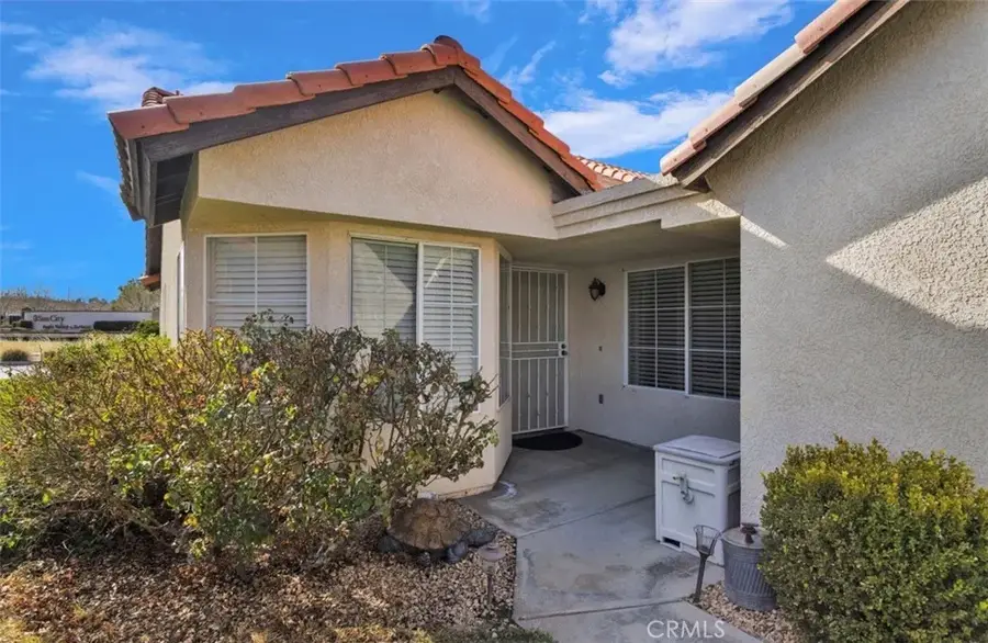 11566 Oak, Apple Valley, CA 92308 - #2