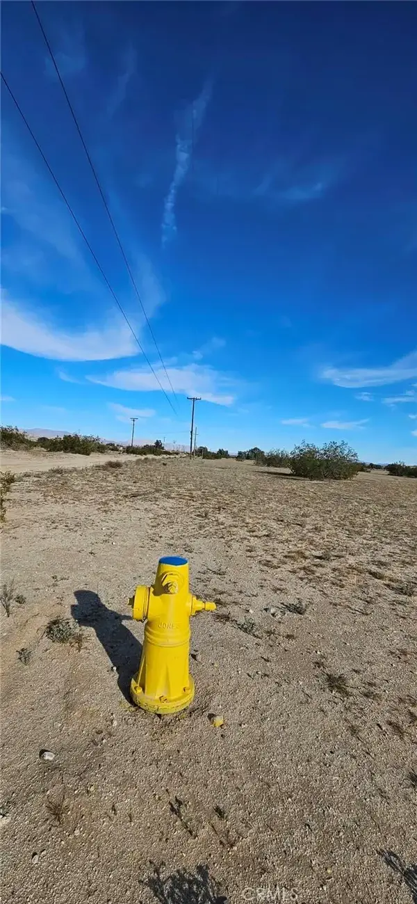 800 Mesa Dr., 29 Palms, CA 92277