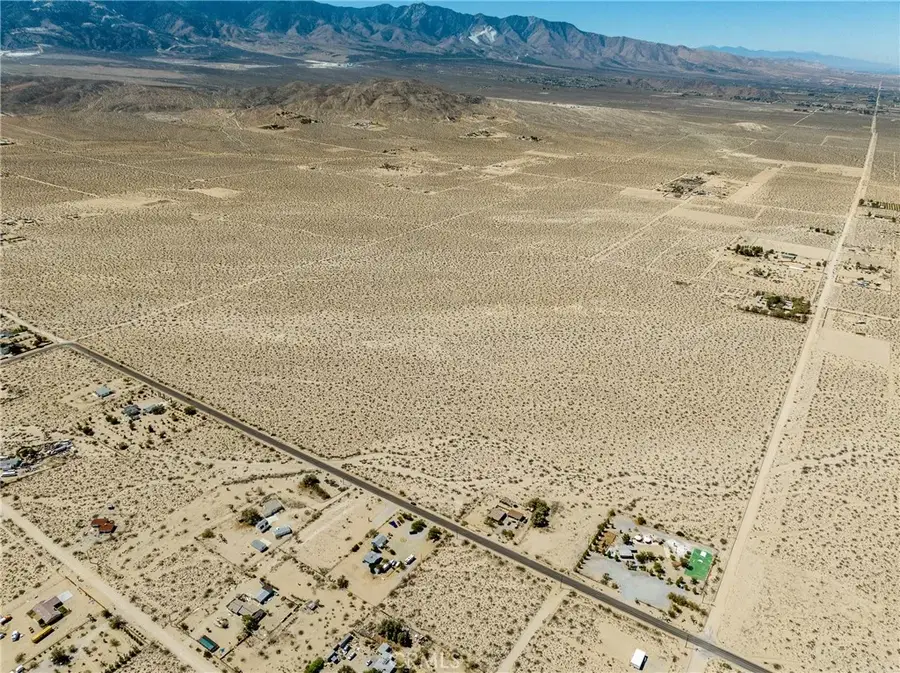 768 Visalia, Lucerne Valley, CA 92356 - #2